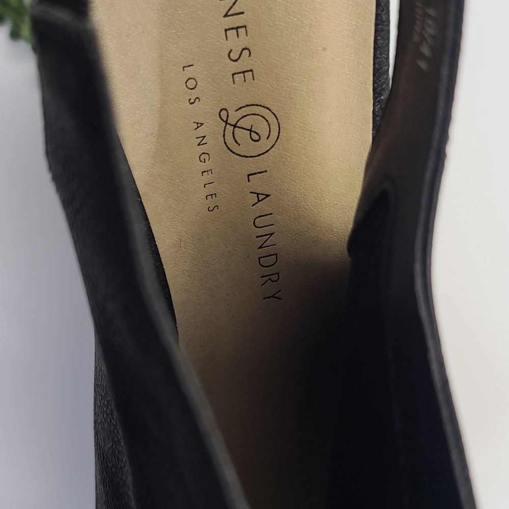 Chinese Laundry Black Wedges - Picture 7 of 8